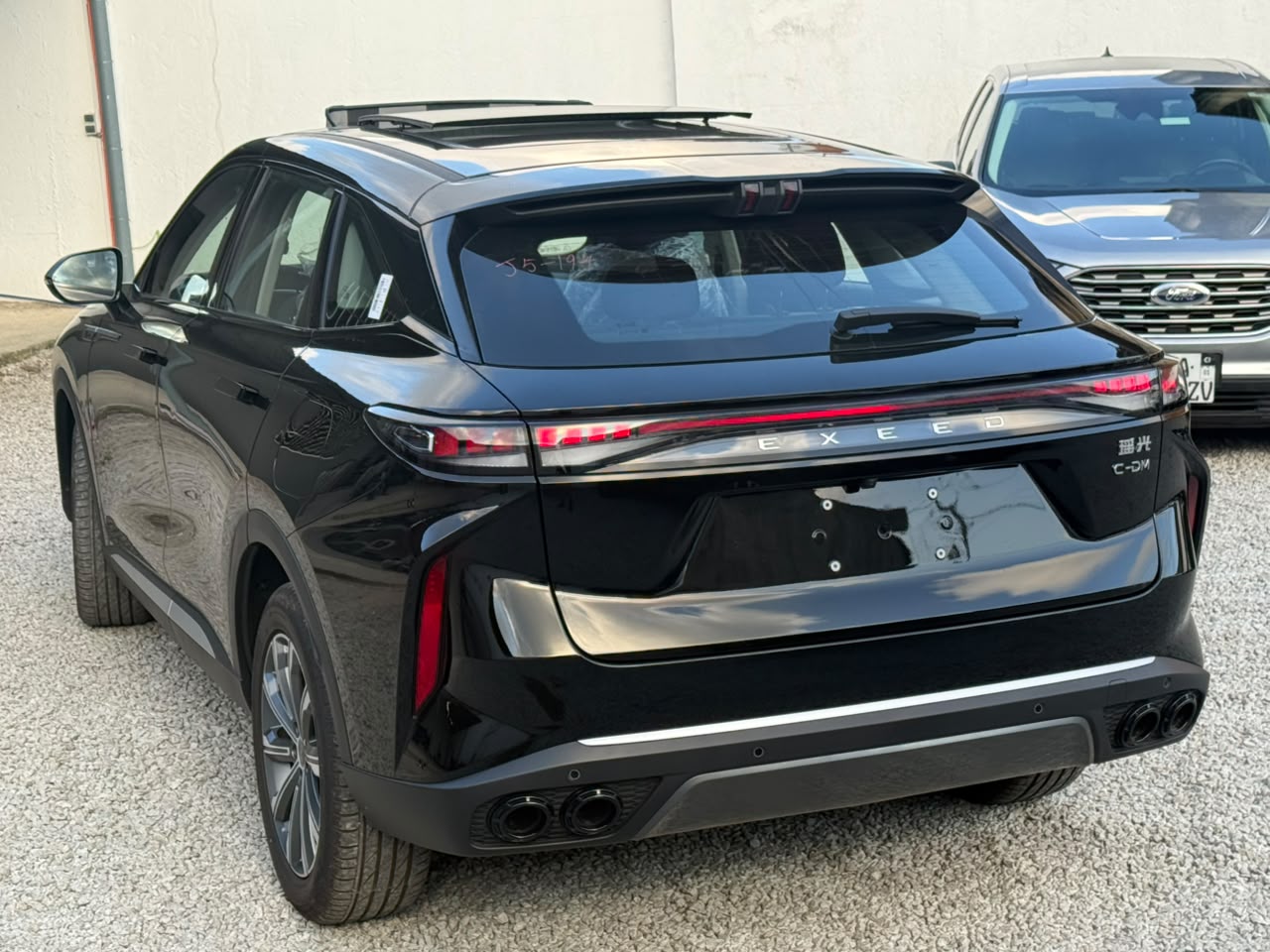 EXEED RX Vue 2